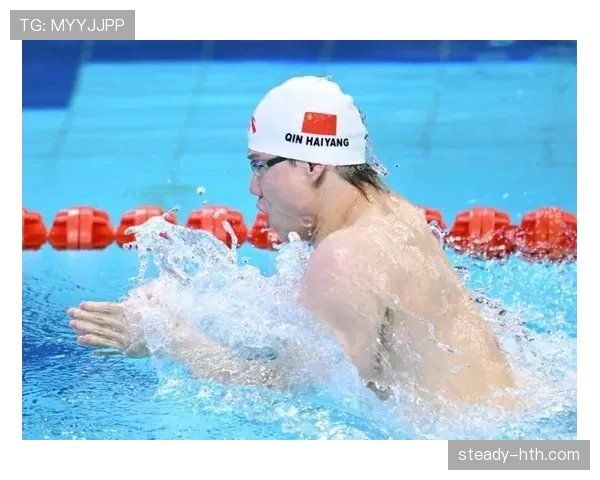 杰西卡·哈迪在50米蛙泳比赛中再创佳绩