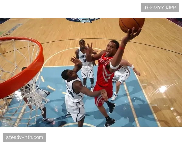 麦迪黯然折戟季后赛，生涯巅峰再留遗憾篇章