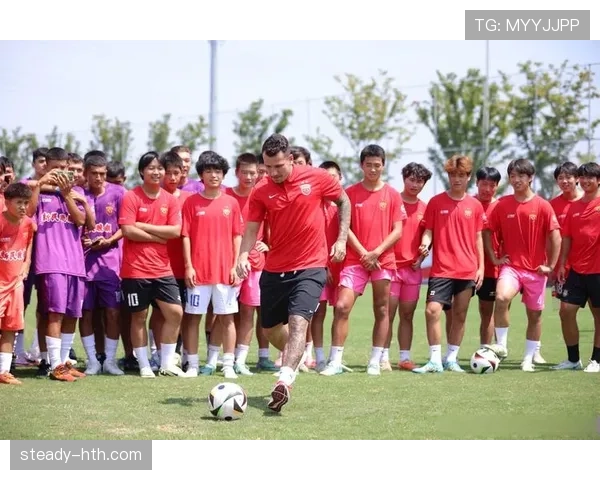 足球队长如何引领球队迈向荣耀的表现分析及发展趋势